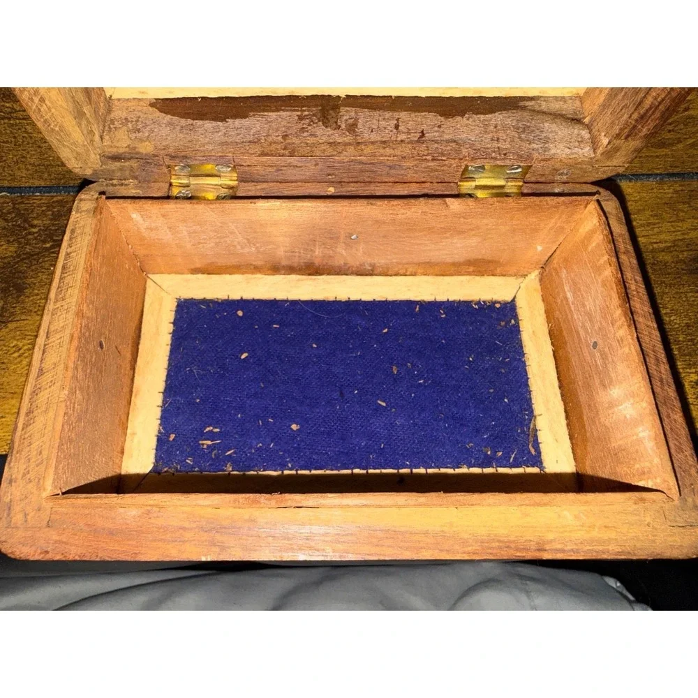 Vintage Hand Carved Wooden Trinket Jewelry Box Floral Made In India